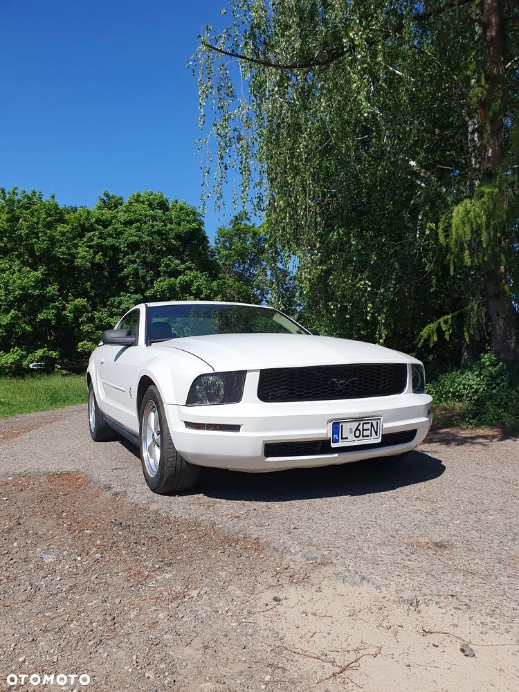 Ford Mustang - 3