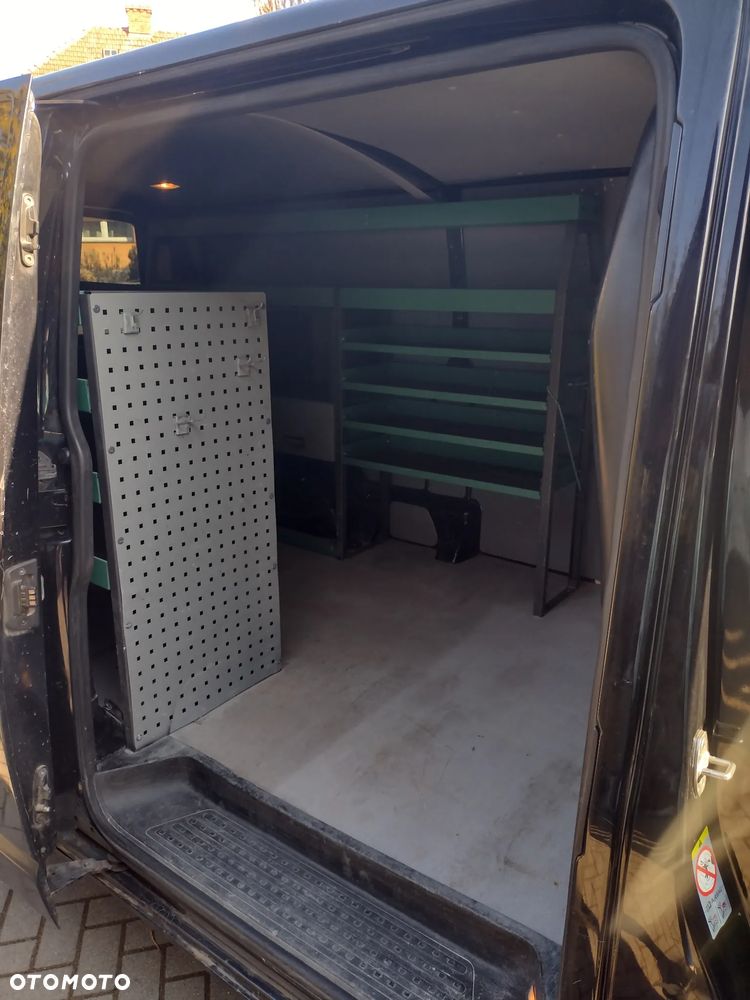 Volkswagen Transporter T5 LONG LIFT - 12