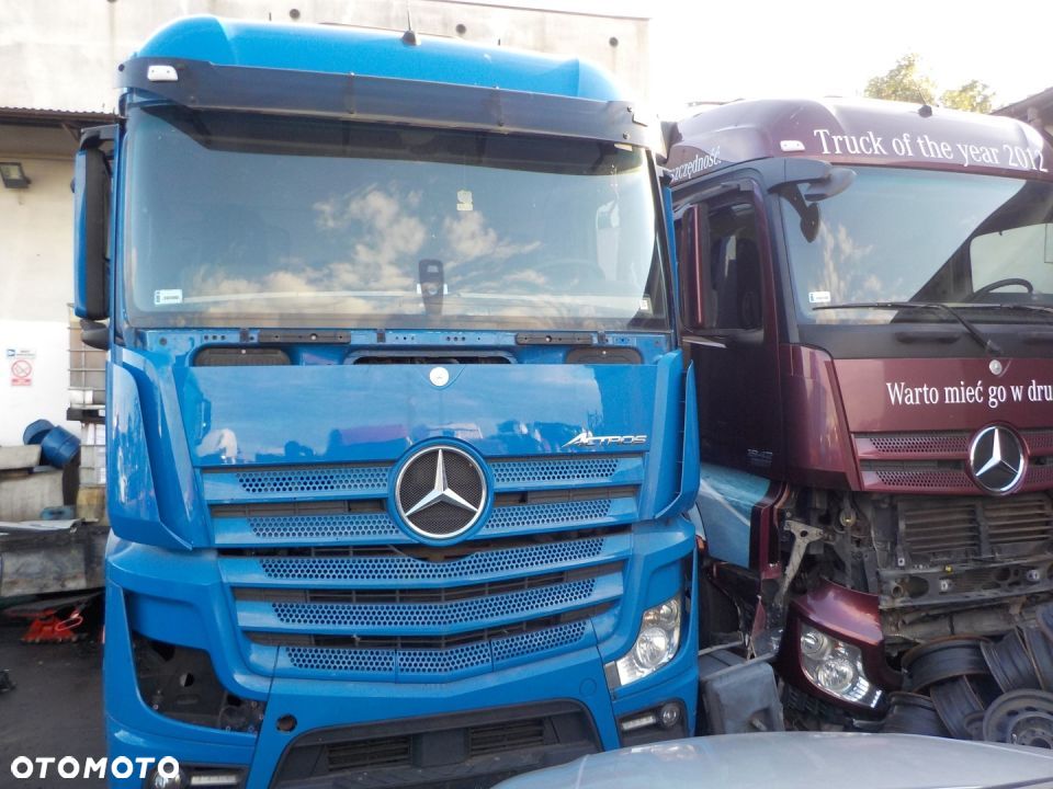 ACTROS MP4 PIASTA PRZÓD - 3