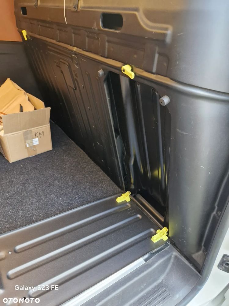 Toyota Proace City - 14