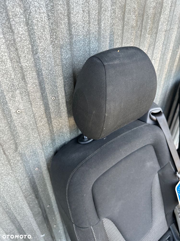 Mercedes v klasa  vito 447 fotel  suntiago Metris  EQV  pojedynczy - 10