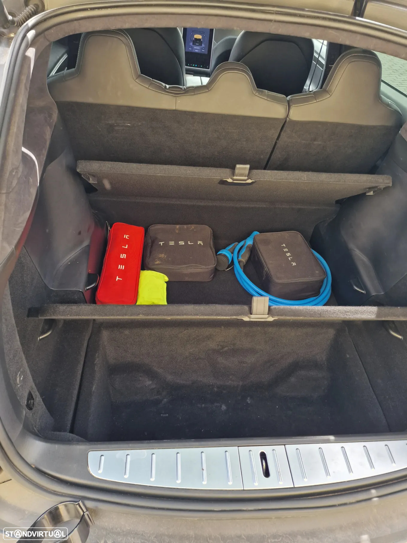 Tesla Model X Performance - 27
