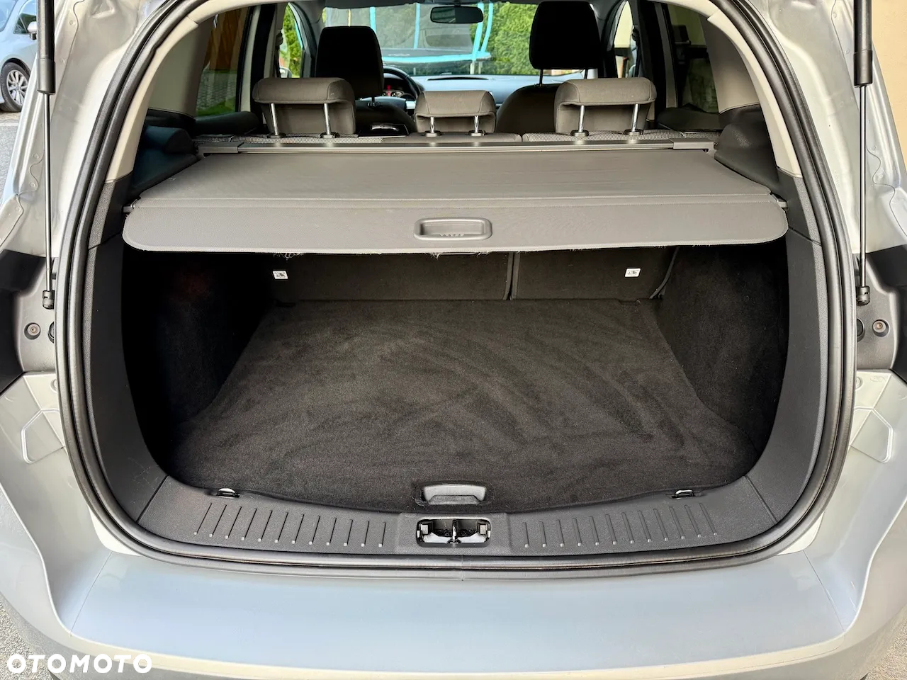 Ford Kuga - 17