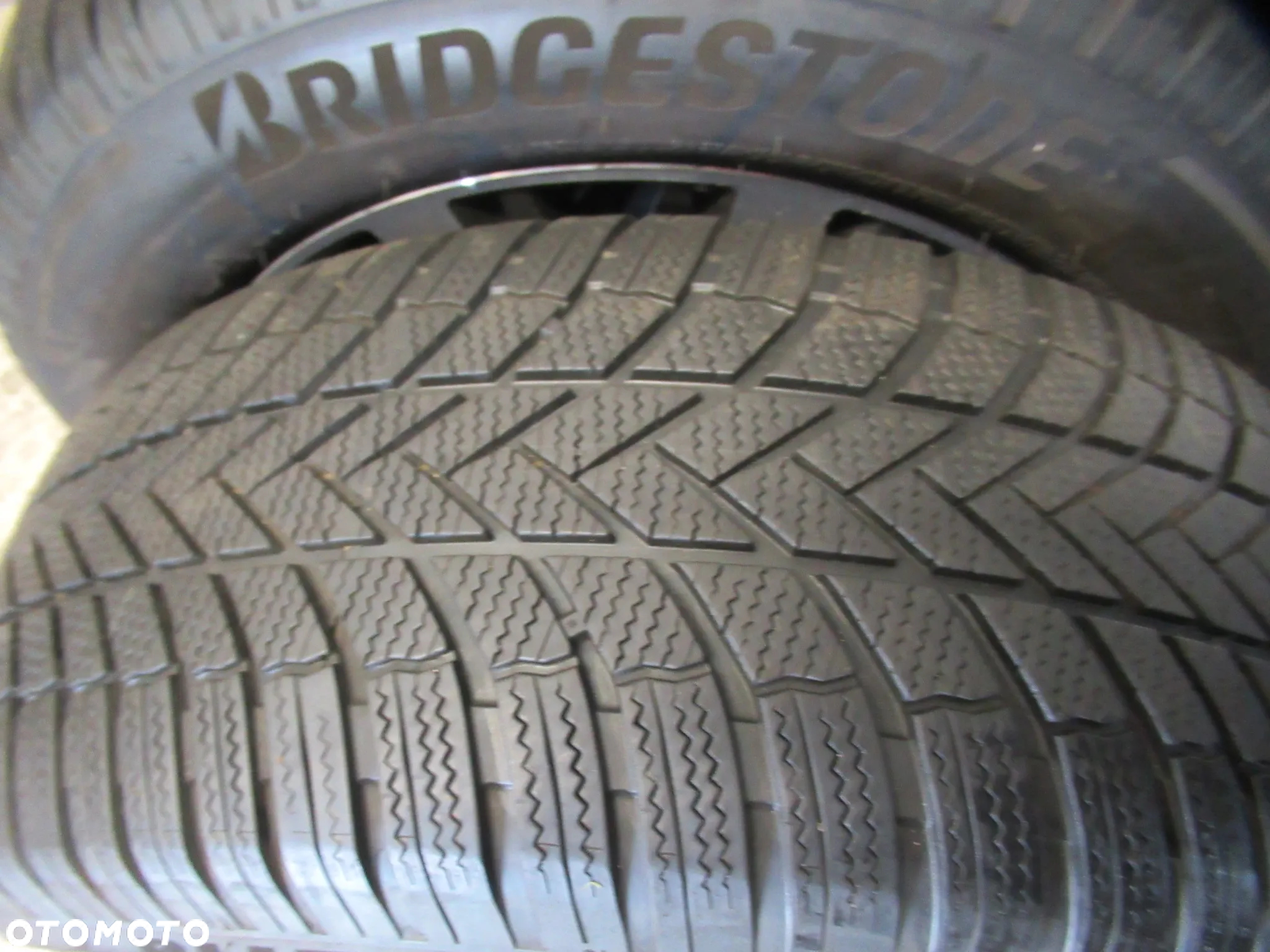 Koła Land Rover Range Rover Velar Discovery Sport Freelander II 8Jx19 et45 5x108 - 14