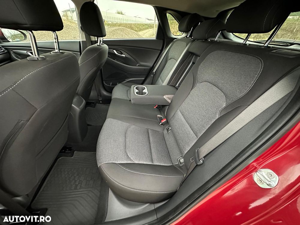 Hyundai i30 1.5 110CP 5DR M/T Comfort - 17