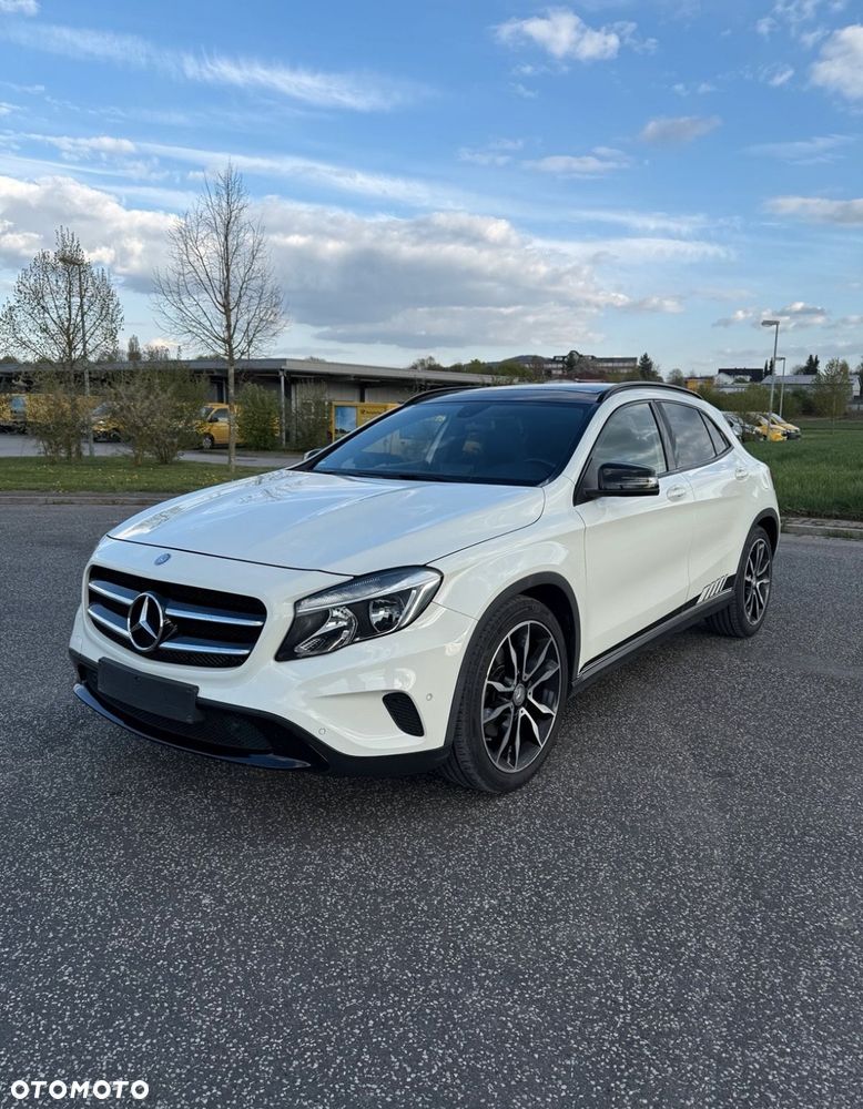 Mercedes-Benz GLA 250 4-Matic - 1