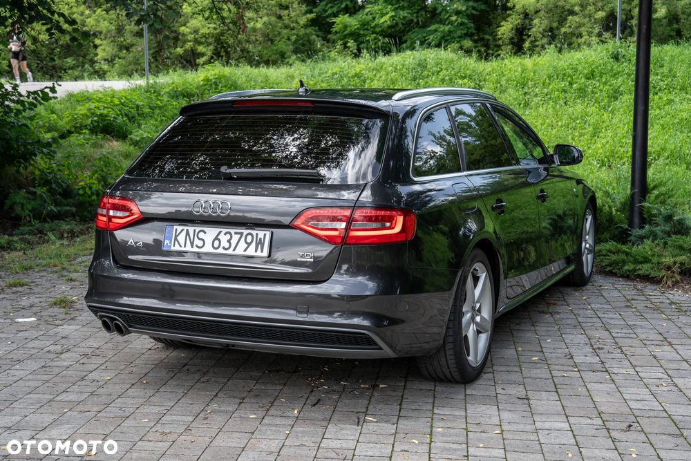 Audi A4 Avant 2.0 TDI DPF clean diesel quattro S line Sportpaket - 3