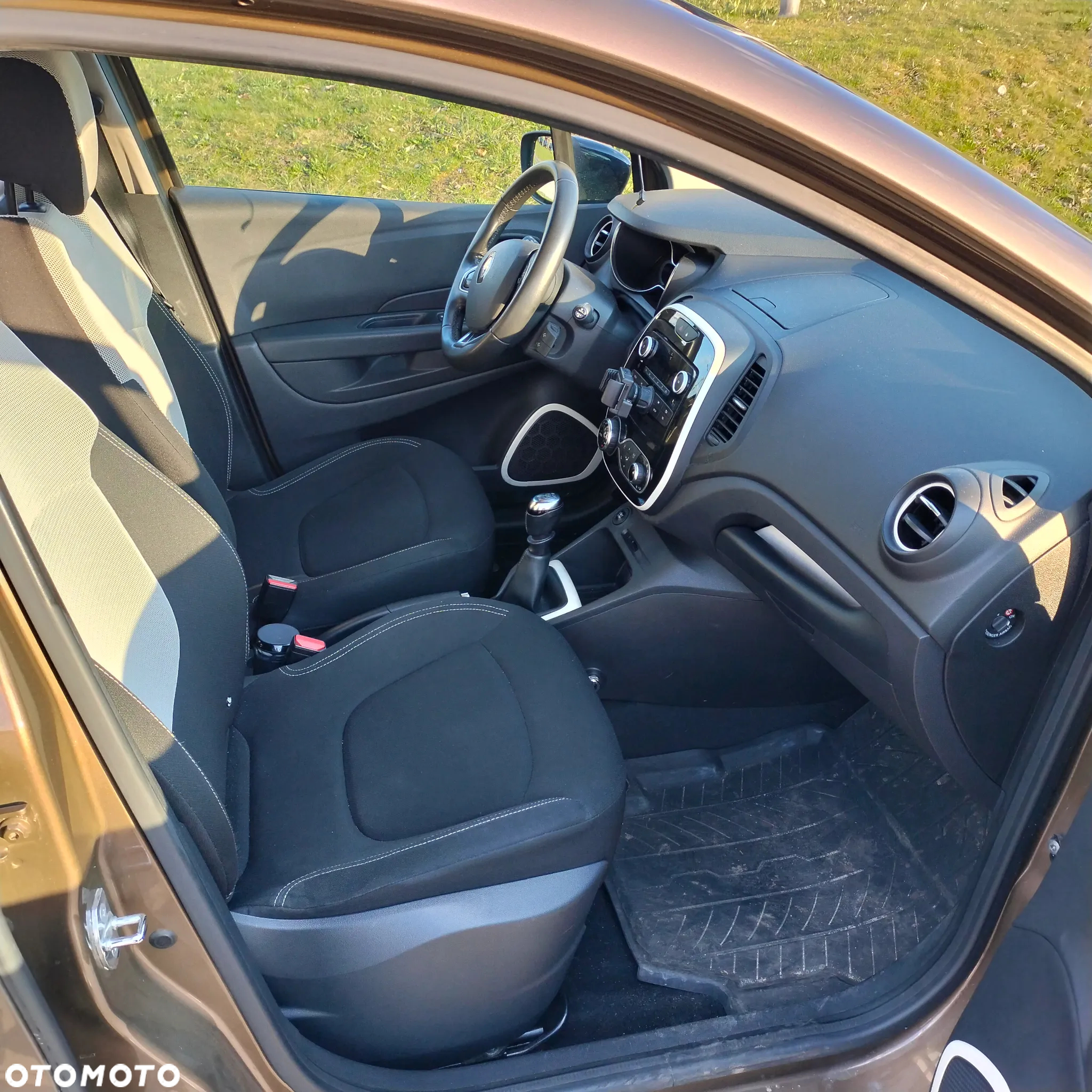 Renault Captur 1.2 Energy TCe Initiale Paris - 5