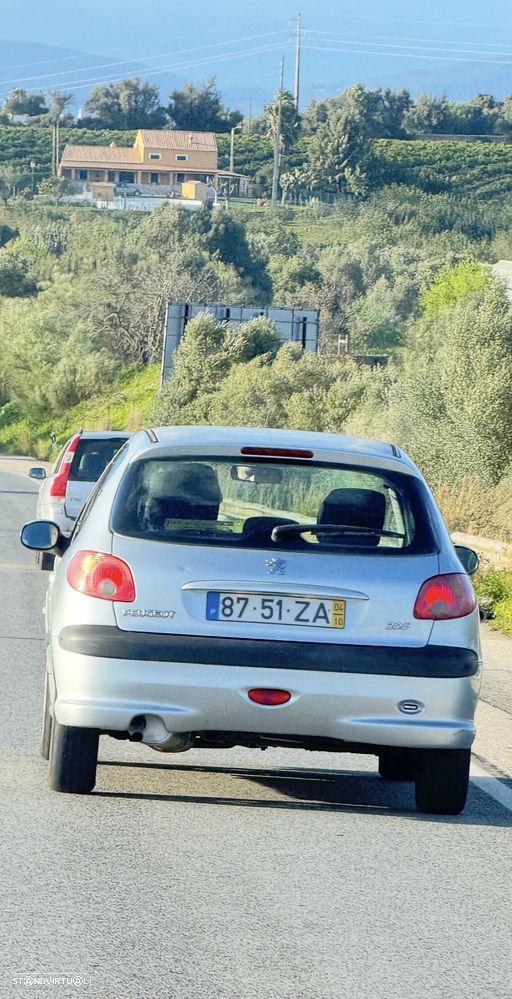 Peugeot 206 - 4