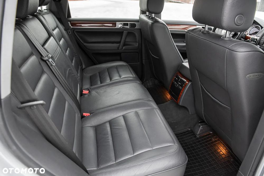 Volkswagen Touareg 3.2 V6 Automatik - 25