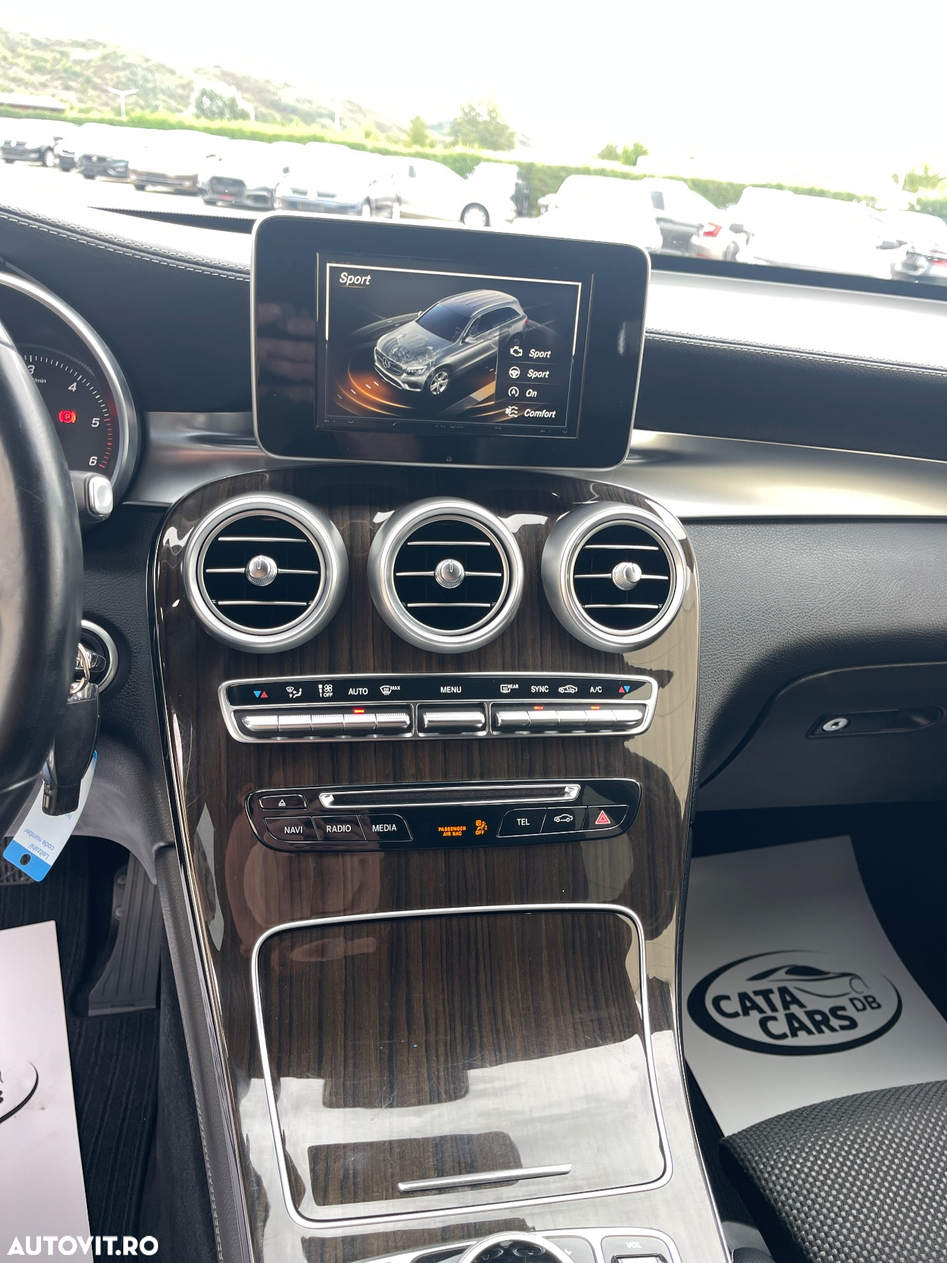 Mercedes-Benz GLC 220 d 4Matic 9G-TRONIC Exclusive - 36