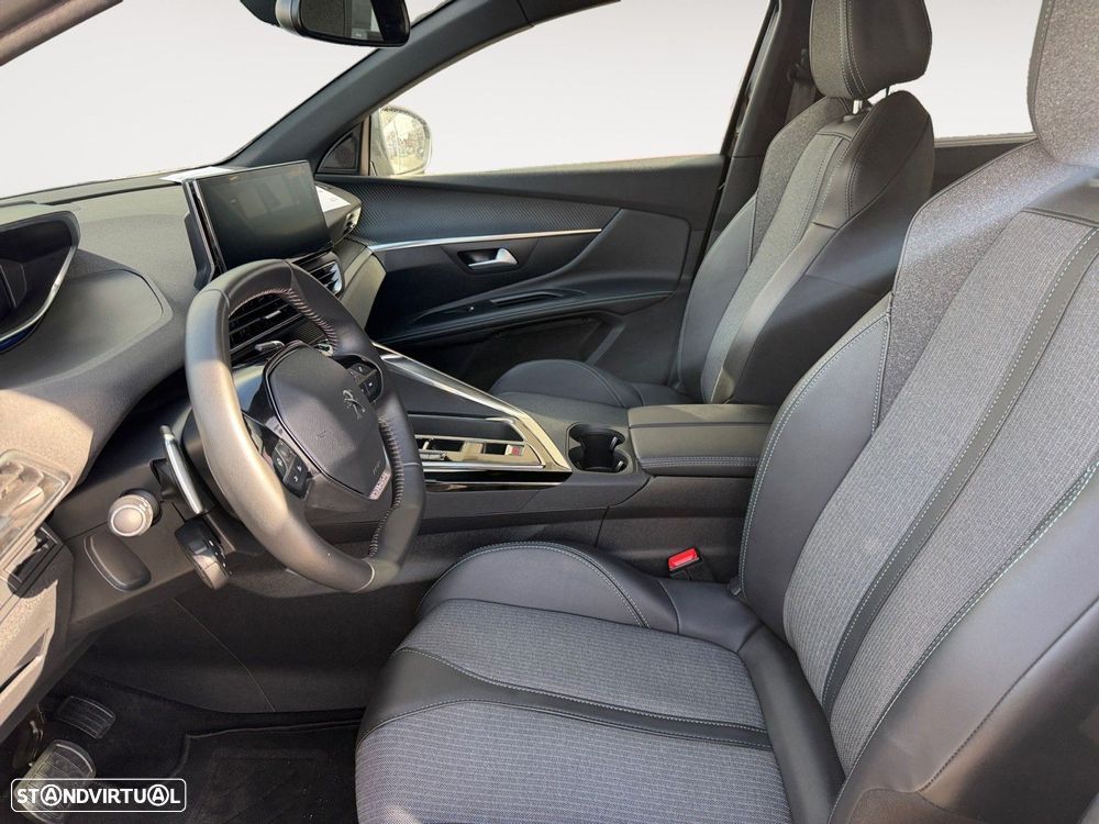 Peugeot 5008 1.5 BlueHDi Allure Pack EAT8 - 9