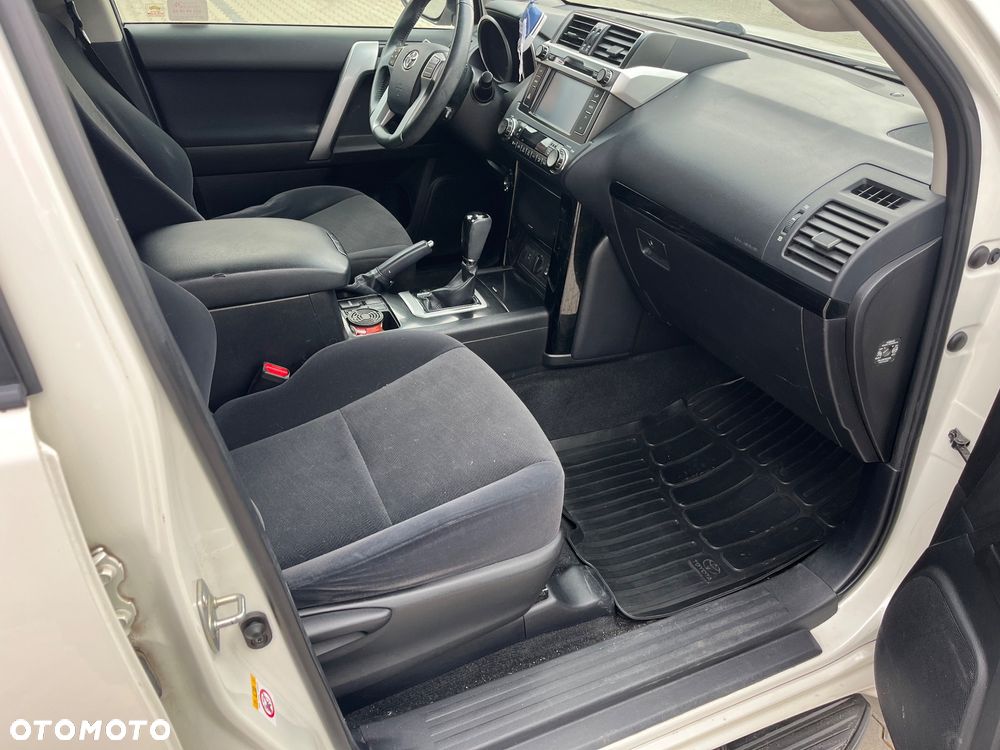 Toyota Land Cruiser LC 3.0 D-4D Prado - 22