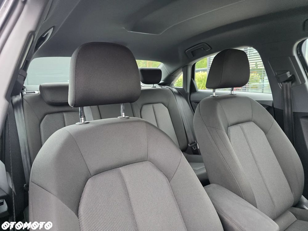 Audi A3 Limousine 30 TFSI mHEV S tronic - 24