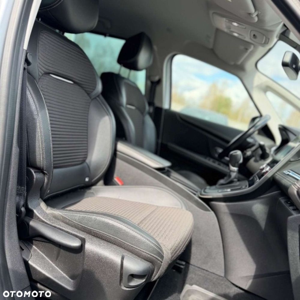 Renault Scenic - 30