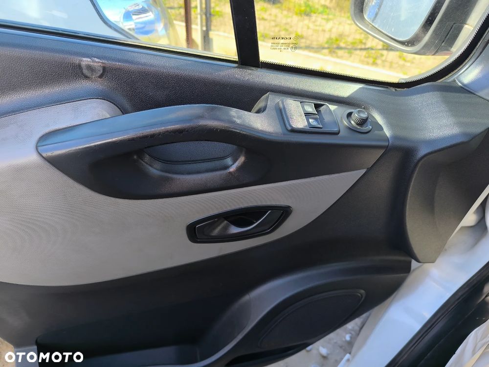 Renault Trafik - 6