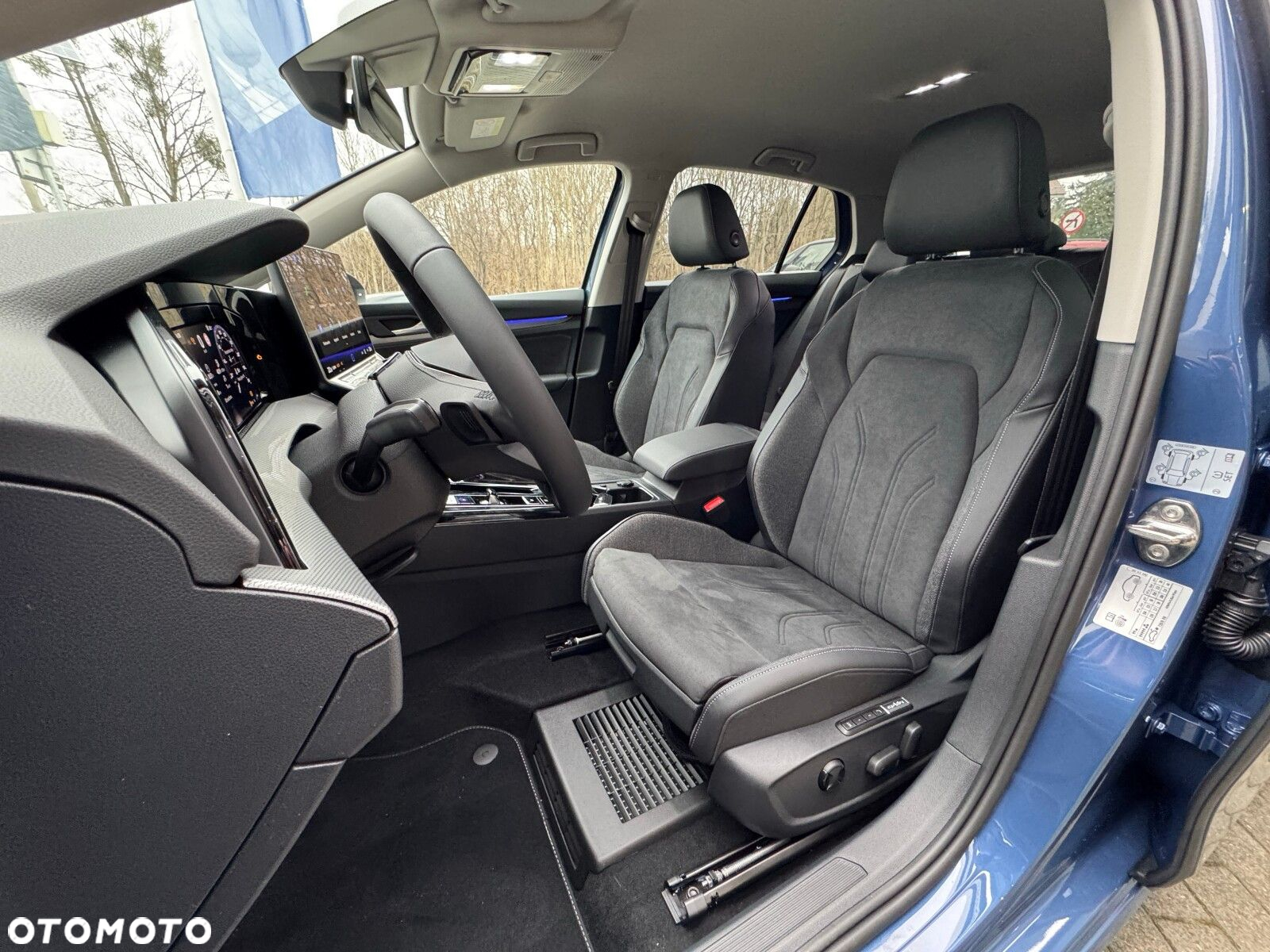 Volkswagen Golf - 11