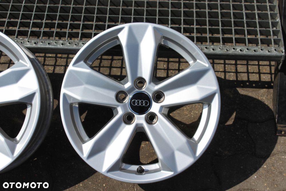 oryg audi 82a a1 s1 15cali 5x100 et37 6j a3 tt - 3