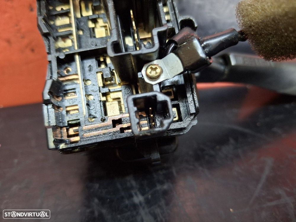 Comutador Piscas/Luzes Nissan Pick Up (D22) - 6