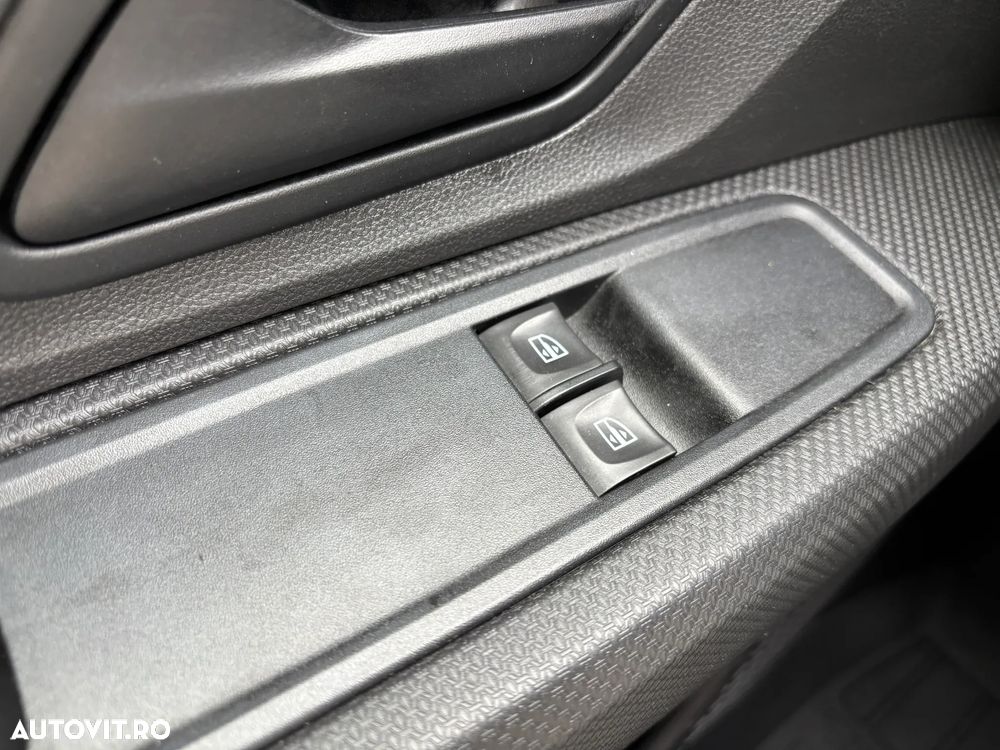 Dacia Logan TCe 90 MT6 Expression - 25