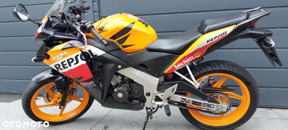 Honda CBR - 8