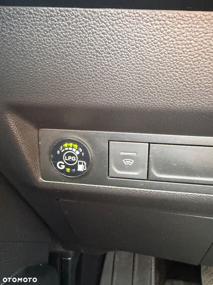 Renault Captur - 30