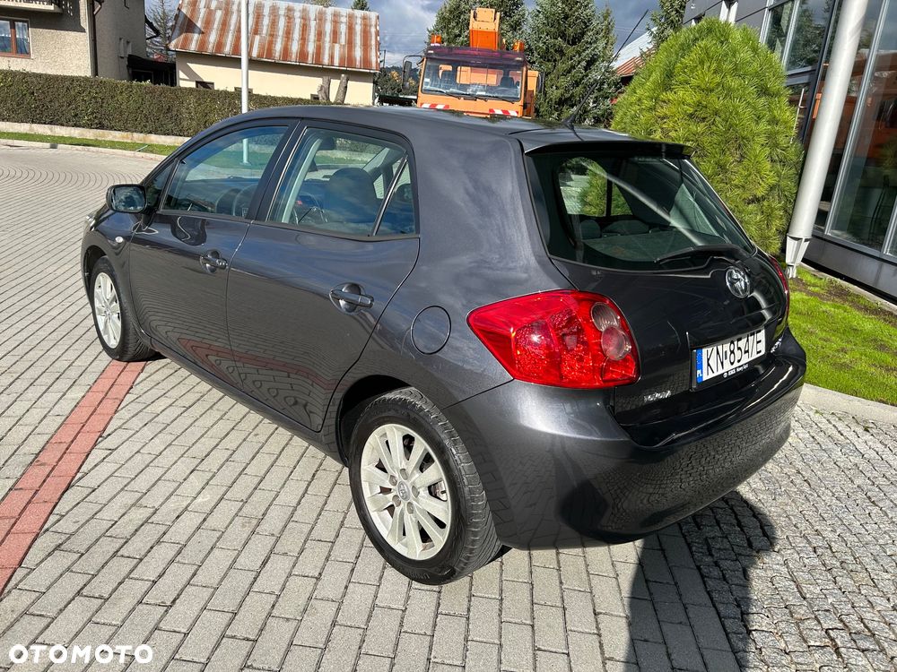 Toyota Auris 1.4 D-4D Premium MM - 3