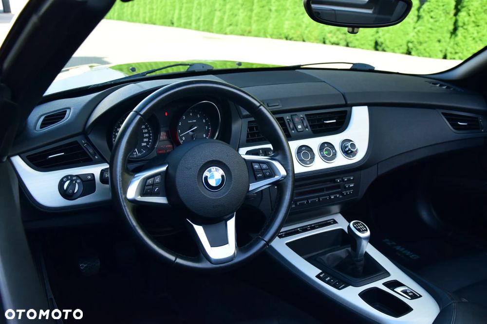 BMW Z4 sDrive30i - 23