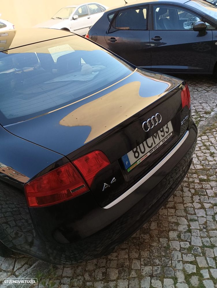 Audi A4 2.0 TDI S-line - 8