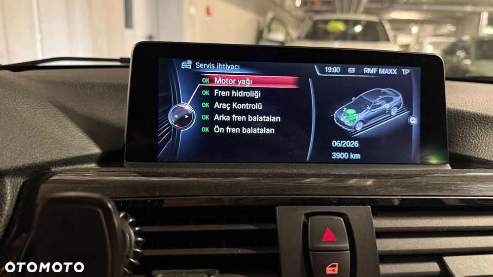 BMW Seria 3 328i xDrive Sport-Aut Sport Line - 28