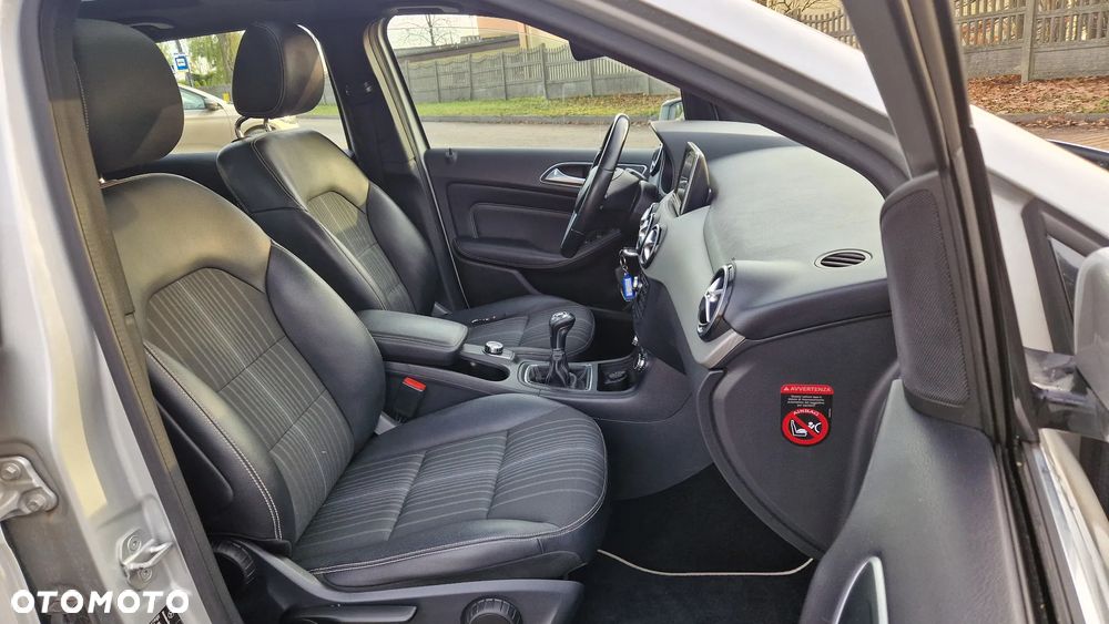 Mercedes-Benz Klasa B 200 CDI (BlueEFFICIENCY) - 11