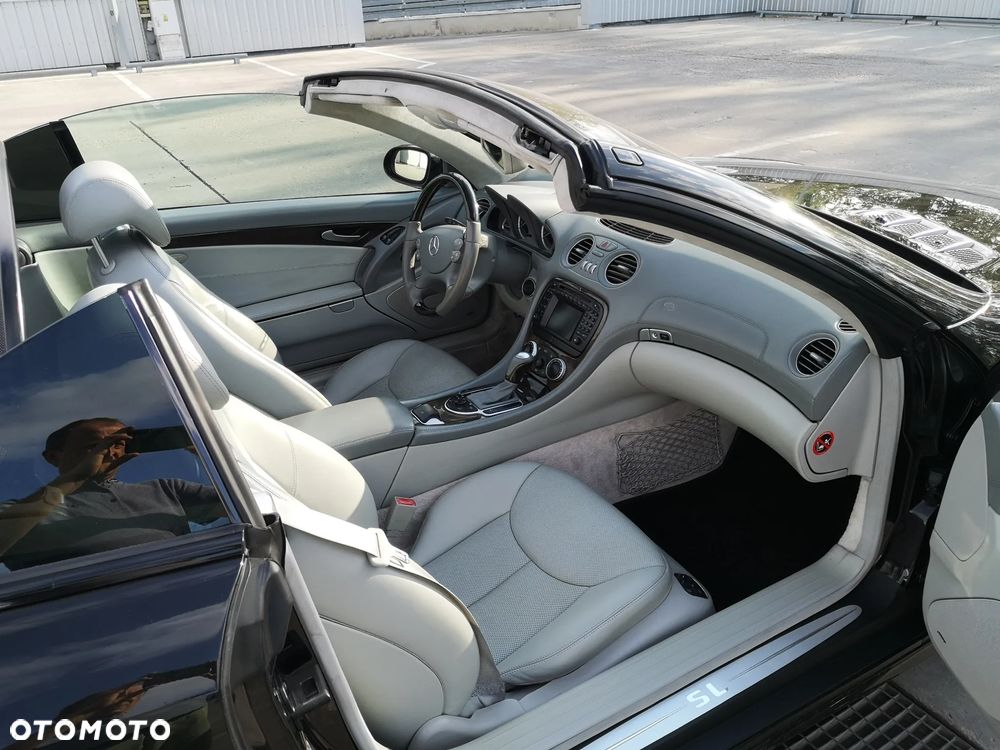 Mercedes-Benz SL 500 - 26