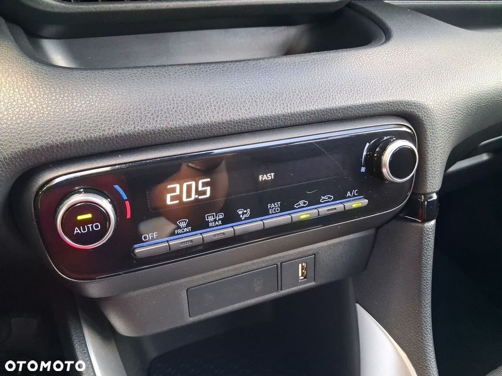 Toyota Yaris Hybrid 1.5 Comfort - 22