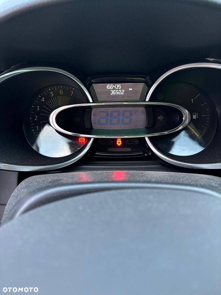 Renault Clio 0.9 TCe Limited - 12