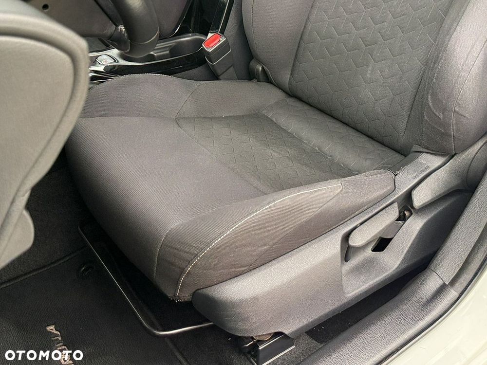 Toyota Corolla - 18