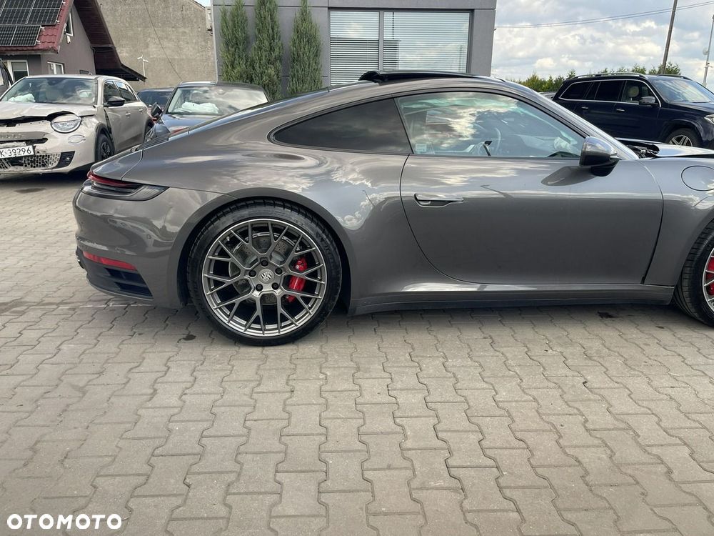 Porsche 911 Carrera 4S PDK - 2