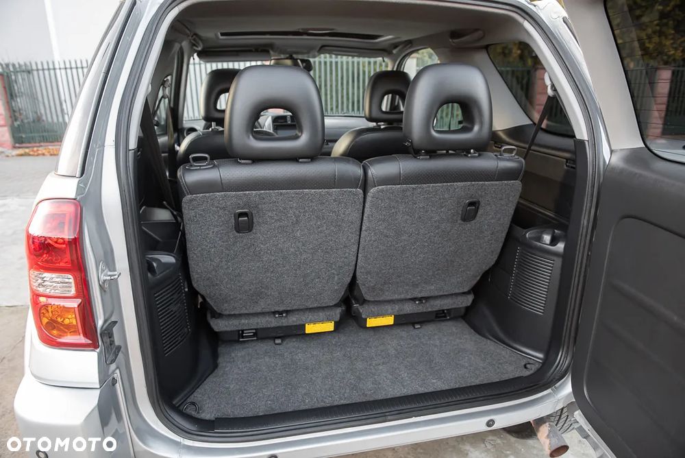 Toyota RAV4 2.0 VVT-i Prestige - 26