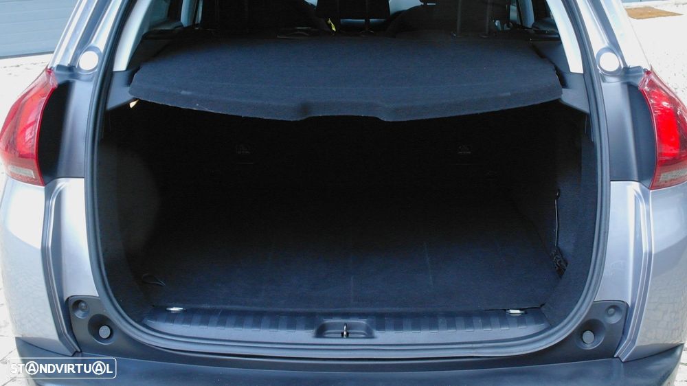 Peugeot 2008 1.2 PureTech Style - 11