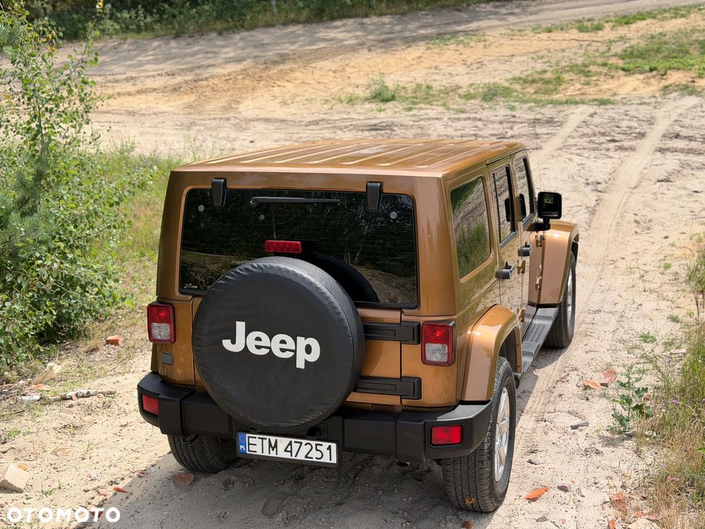 Jeep Wrangler Unlimited 3.8 Sahara - 4