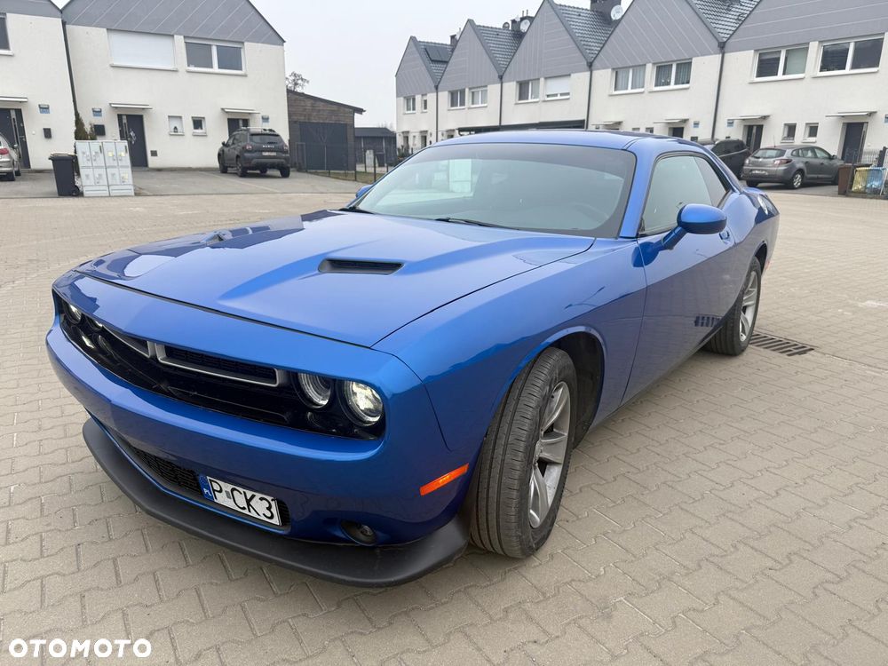 Dodge Challenger Automatik SXT Plus - 1