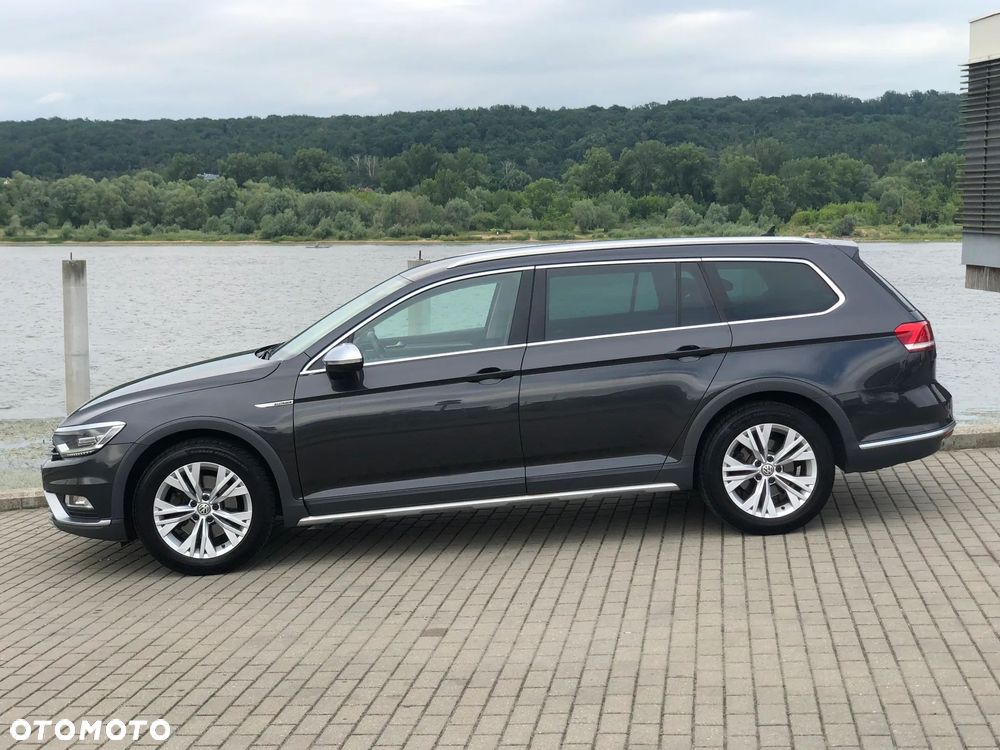 Volkswagen Passat Alltrack - 9