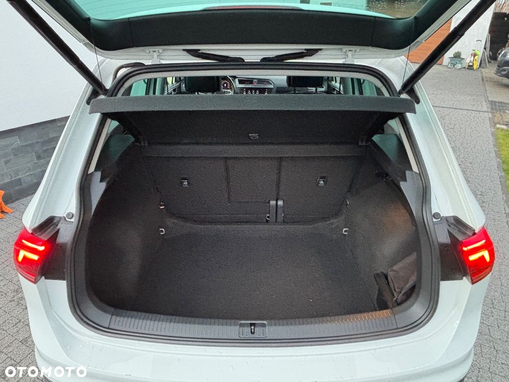 Volkswagen Tiguan 2.0 TDI SCR 4MotION DSG Elegance - 31