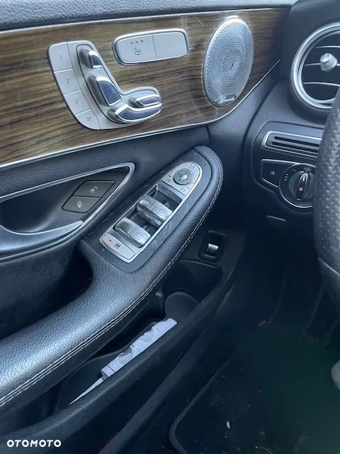 Mercedes-Benz Klasa C 300 9G-TRONIC Edition - 14