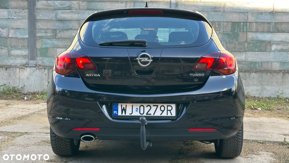 Opel Astra 1.4 Turbo Cosmo - 11