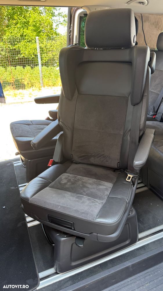 Volkswagen Multivan - 16