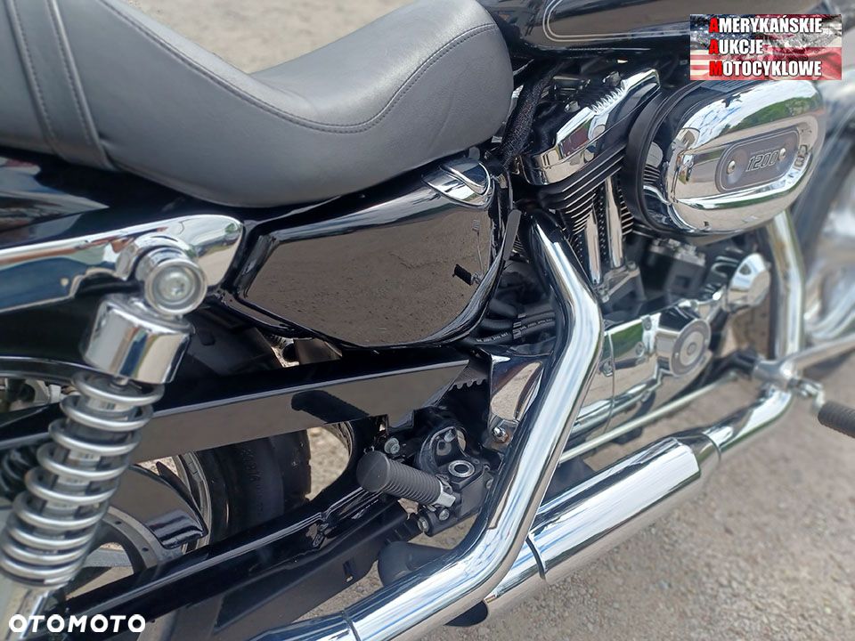 Harley-Davidson Sportster Custom 1200C - 10