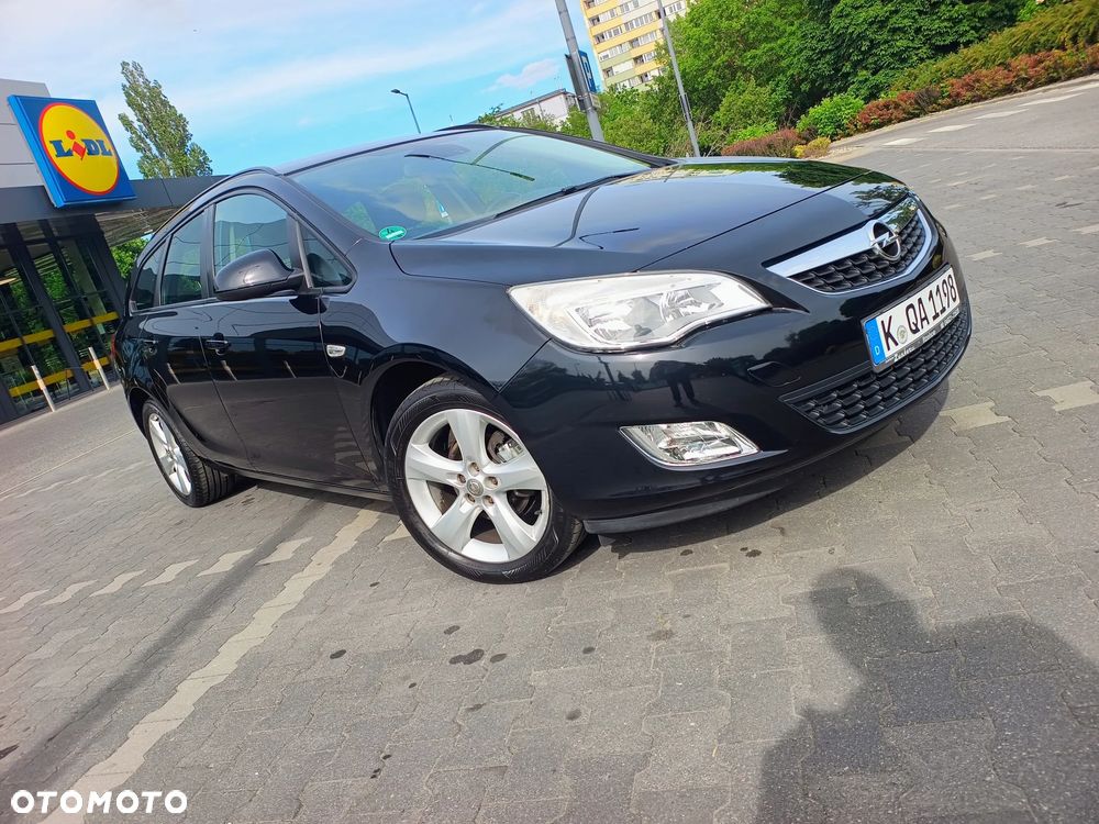 Opel Astra 1.4 T Sport - 1