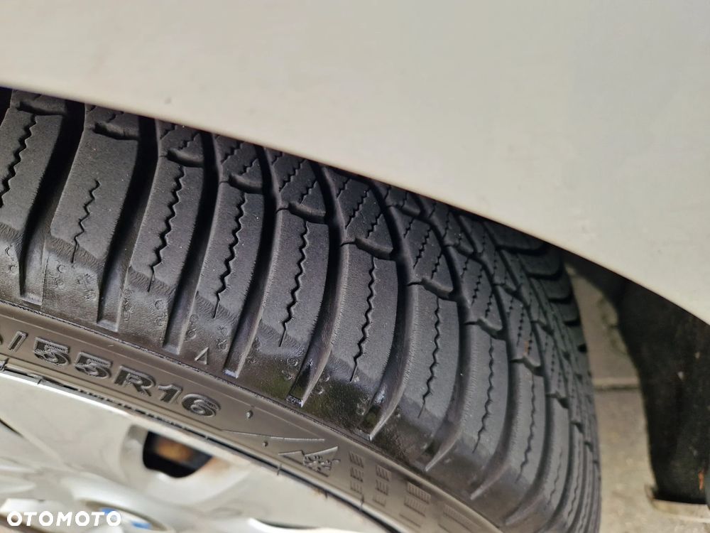 BMW Seria 1 - 14