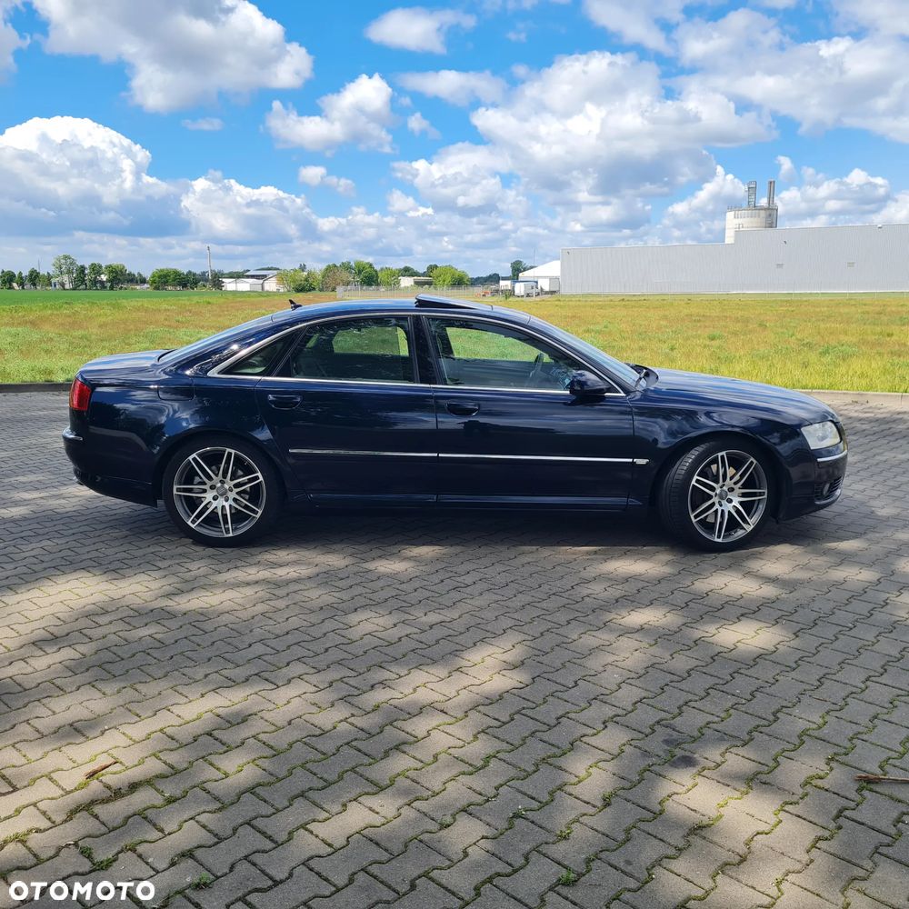 Audi A8 4.2 TDI Quattro - 1