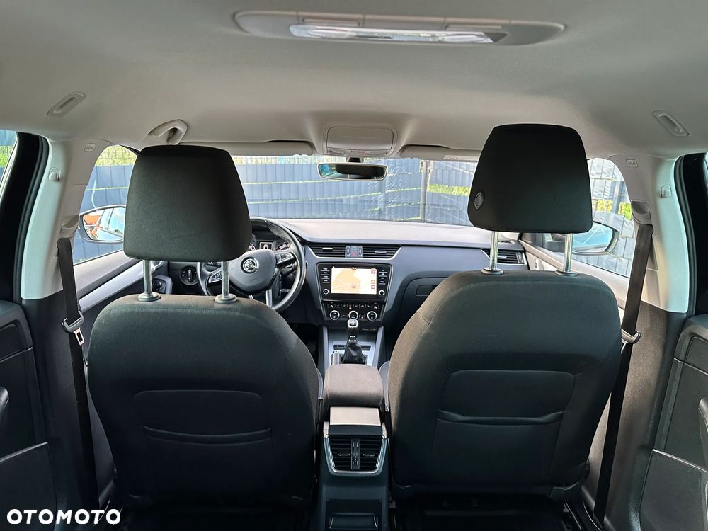 Skoda Octavia 2.0 TDI Sport Edition - 29